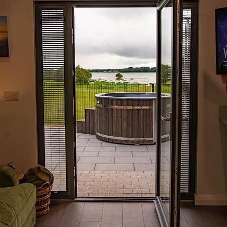 Hotel Lough Beg Glamping Newferry Esterno foto