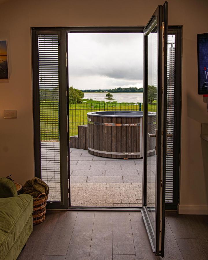 Hotel Lough Beg Glamping Newferry Esterno foto